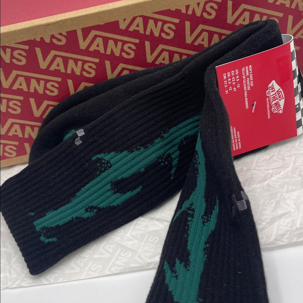Vans Skate Thorn Crew Socks (1 pair)
Made to skate. - Picture 5 of 16